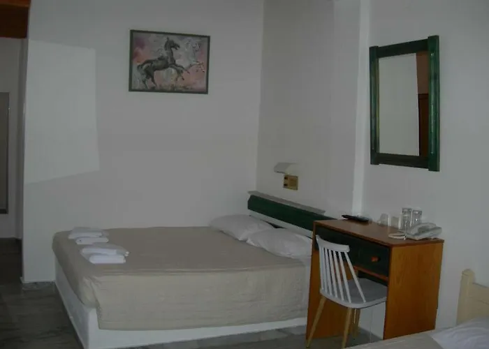 Aegeon * Parikia (Paros)